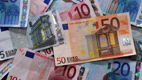 euro-hoy:-a-cuanto-cotiza-este-domingo-17-de-octubre